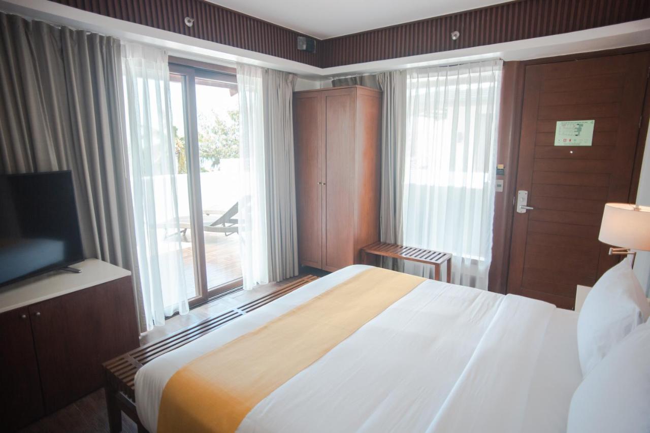 Mandarin White Sand Boracay Manoc-Manoc Екстер'єр фото
