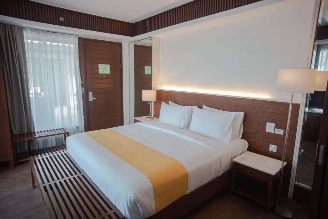 Mandarin White Sand Boracay Manoc-Manoc Екстер'єр фото