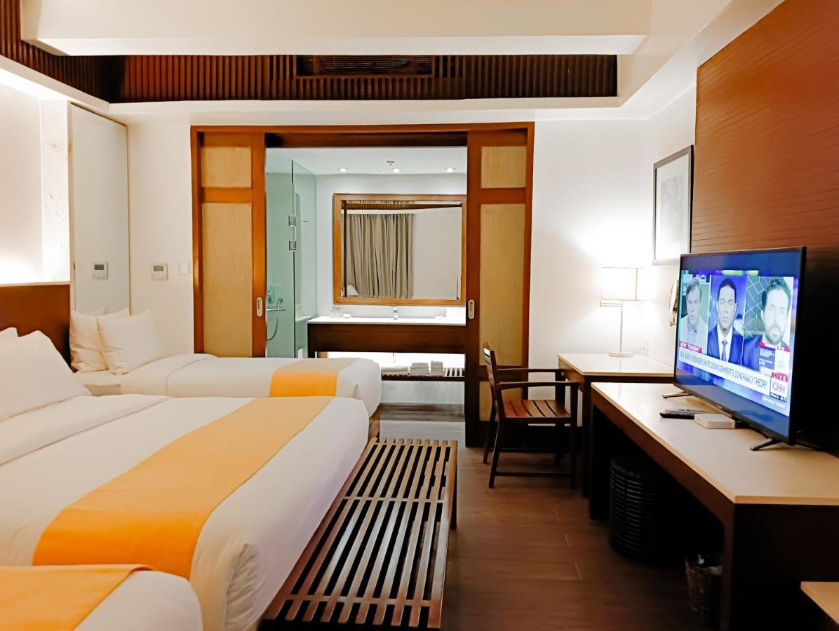 Mandarin White Sand Boracay Manoc-Manoc Екстер'єр фото